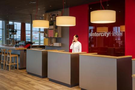 IntercityAmsterdam Airport - 32