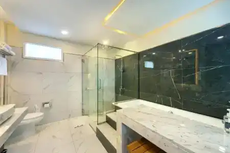 Qiu Sukhumvit - 145