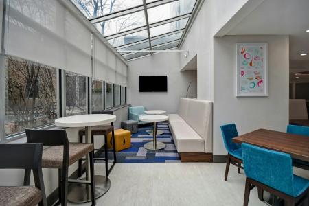 Hampton Inn Ny-Jfk - 14