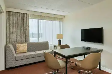 Sheraton Portland Airport - 42