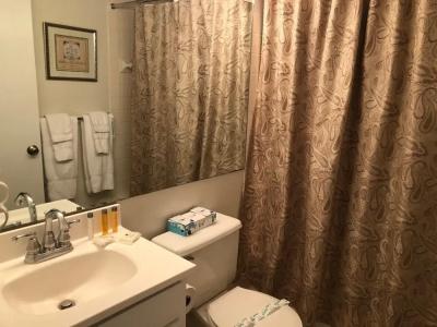 Montauk Manor - 8