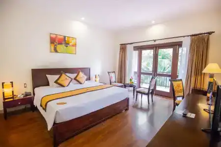 Diamond Bay Resort & Spa - 4