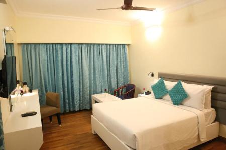Park Plaza - 4