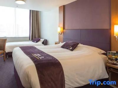 Premier Inn Greenwich - 15