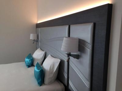 Hôtel Versailles Chantiers - 1