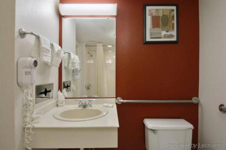 Red Roof Inn Dallas/Richardson - 9