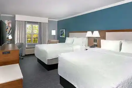 Hampton Inn Savannah Historic District - 41