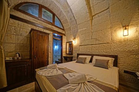 Castle Cave - 37
