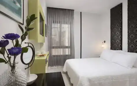 Shtarkman Erna Boutique Nahariya - 5
