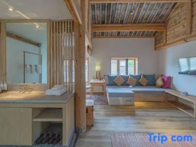 Arro Khampa by Zinc Journey Lijiang - 62