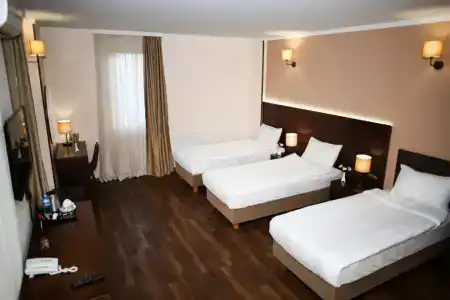 Corner Inn - 14