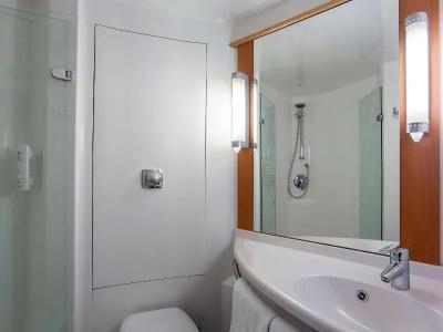 ibis Belfast Queens Quarter - 65