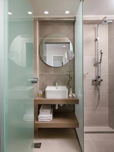 Bio Suites - 160