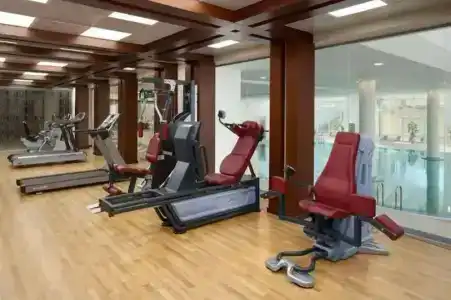 Ramada Plaza - 23