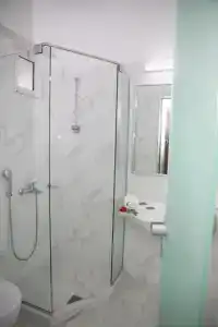 Apollon - 33
