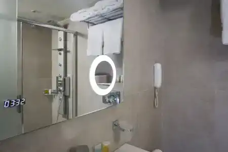 Bio Suites - 77