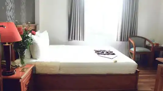 HỒNG HẠC - 33