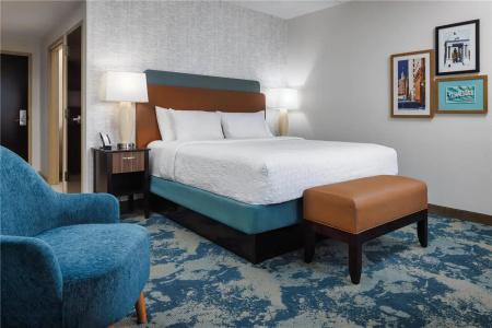 Hampton Inn & Suites/Hamilton Place - 55
