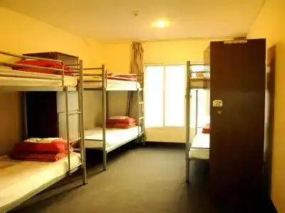 790 on George Backpackers - 6