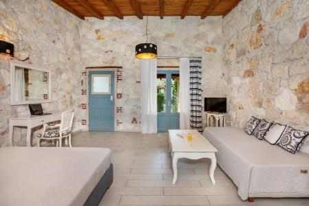 Petrino Suites - 112