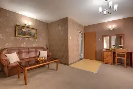 Prestige - 4