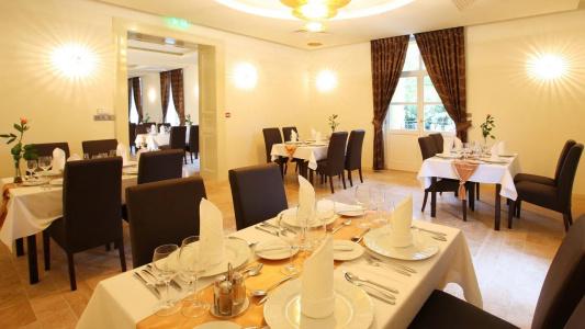 Ipoly Boutique Rooms & Suites - 17