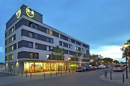 b&b SaarbrüCken-Hbf - 2