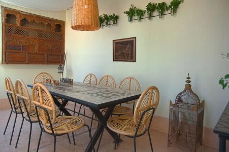 Riad Le j - 20