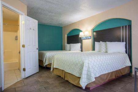 Pinn Road Inn and Suites Lackland AFB and Seaworld - 10