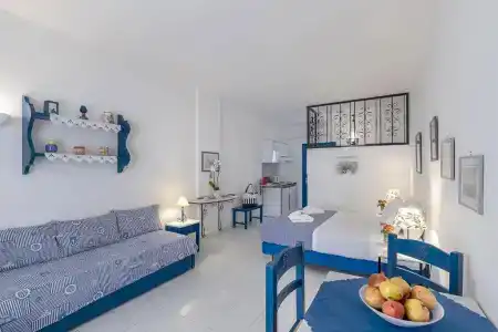 Sea View Studios - 113