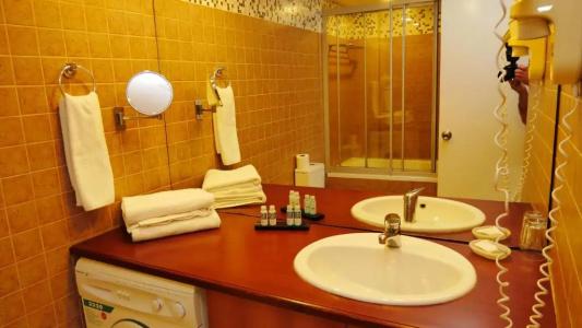 Talen Otel - 8