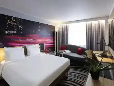 Novotel Bordeaux Centre Ville - 95