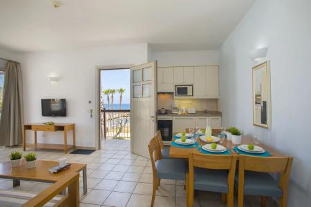Louis Althea Beach - 11