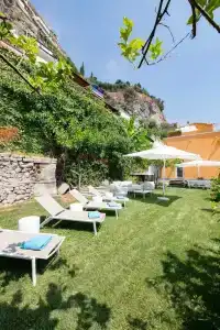 Eden Roc Suites - 439