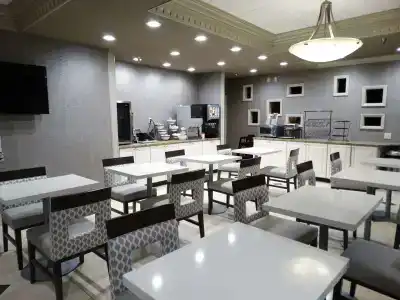Best Western - 22