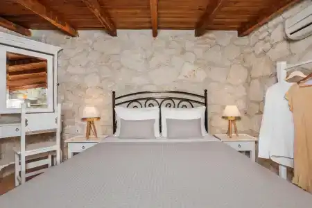 Petrino Suites - 76