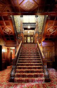 Macdonald Norwood Hall - 14