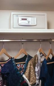Alexandros Boutique - 171