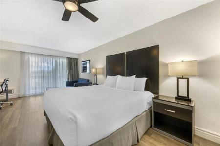 Best Western Pier Point Inn - 45