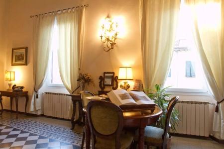 Emma Small Luxury Hotel - 3
