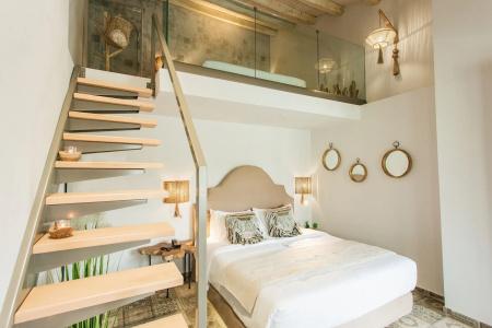 Blue Carpet Luxury Suites - 5