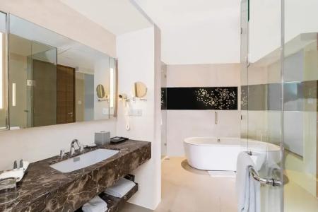 Courtyard by Marriott - 69