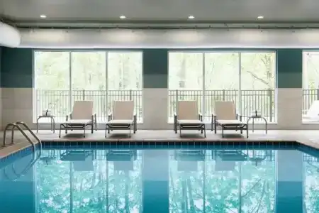 Holiday Inn Express & Suites - Las Vegas - e Tropicana, An Ihg - 6