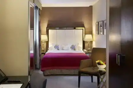 The Mandeville - 33