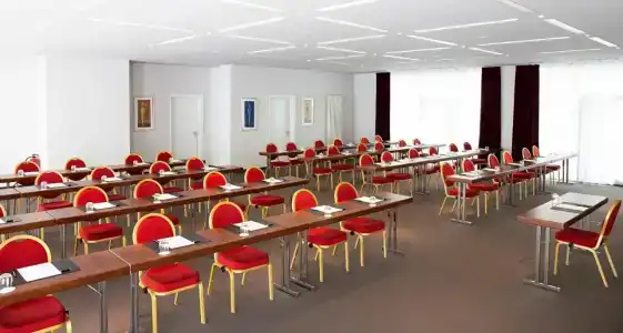 Victor's Residenz-Leipzig - 12