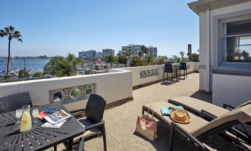 Glorietta Bay Inn - 11