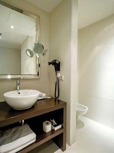 NH Collection Budapest City Center - 55
