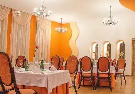 Cherkasy Palace - 14