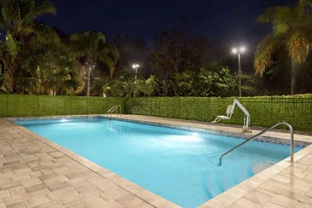 Country Inn & Suites by Radisson Near Universal - 19