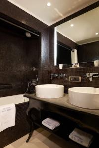 Le Pavillon de la Reine & Spa - Small Luxurys of the World - 59
